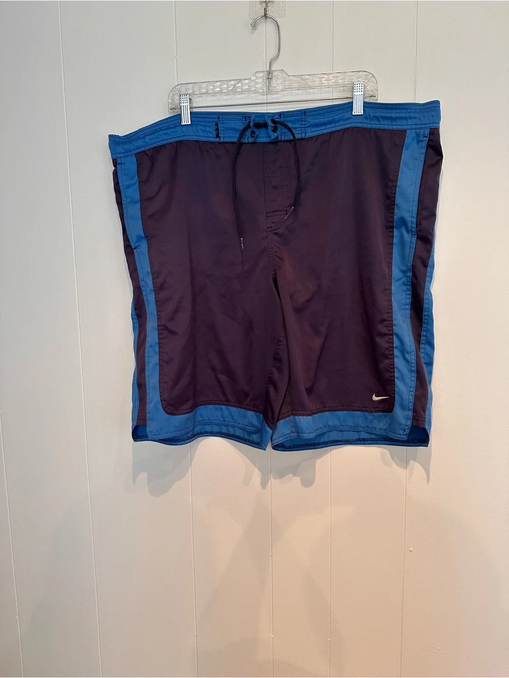 Nike Men’s XL Swim Trunks Purple Blue Colorblock Board Shorts
